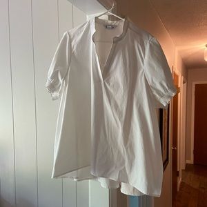 EUC Athleta Poplin Levitate Shirt